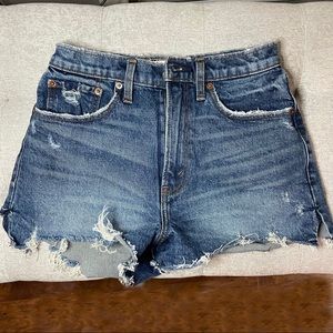 Abercrombie Curve Love High Rise Mom Shorts